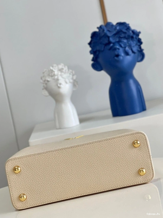 VUITTON MM CAPUCINES LOUIS 0211